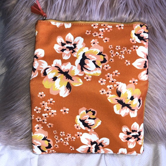 Clutch Bag - Picture 2 of 5